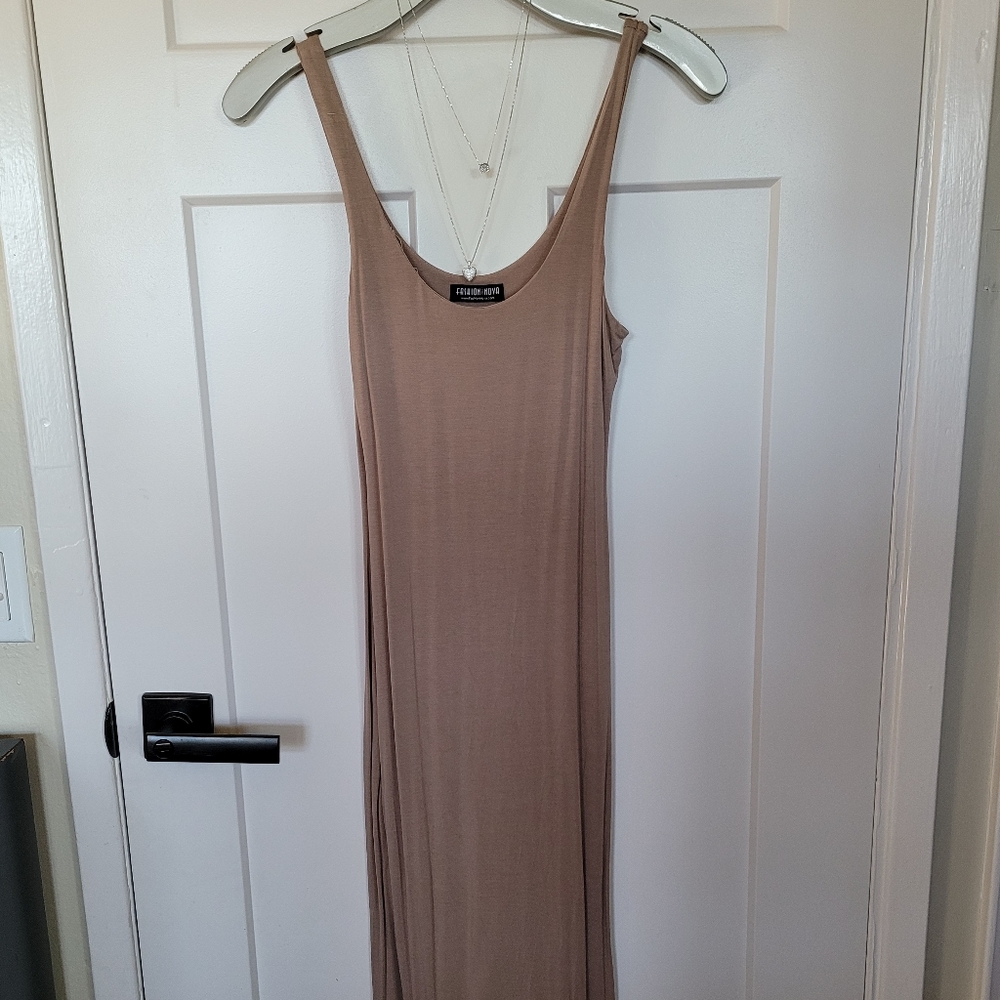 Fashion nova nude midi dress